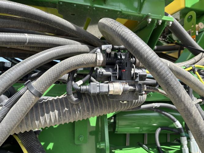 John Deere 1775NT