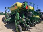 John Deere 1775NT