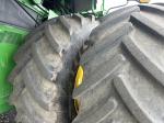 John Deere X9 1000