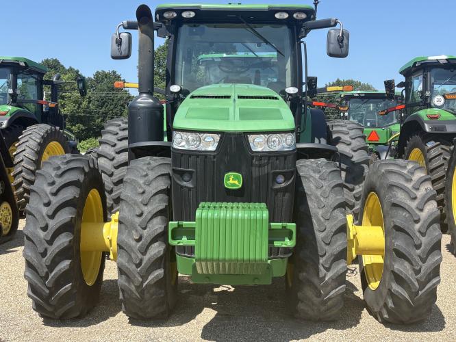 John Deere 8285R