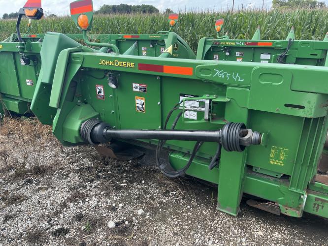 John Deere 608C