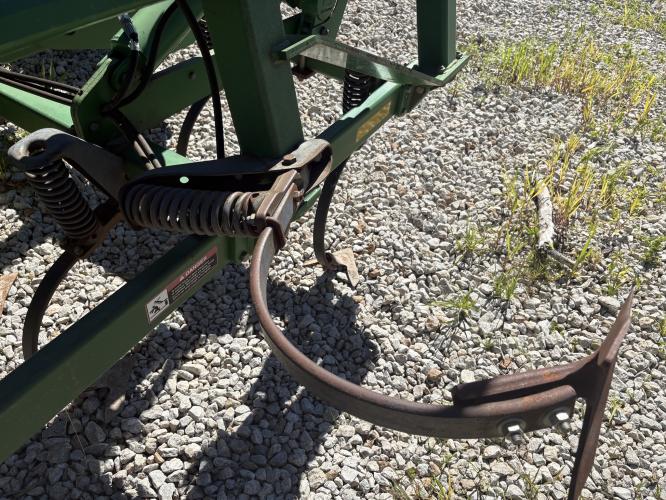 John Deere 2210