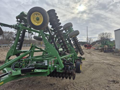 2022 John Deere 2660VT