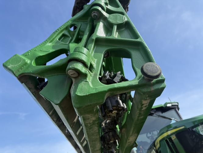 John Deere 412R