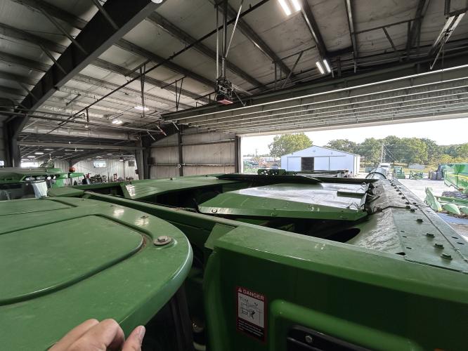 John Deere S680