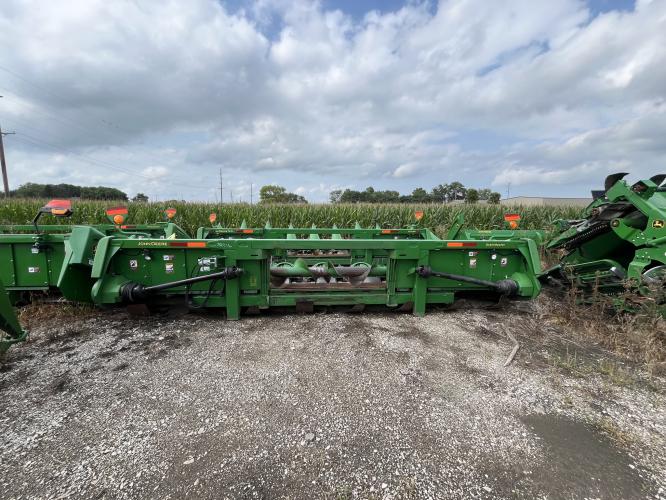 John Deere 608C