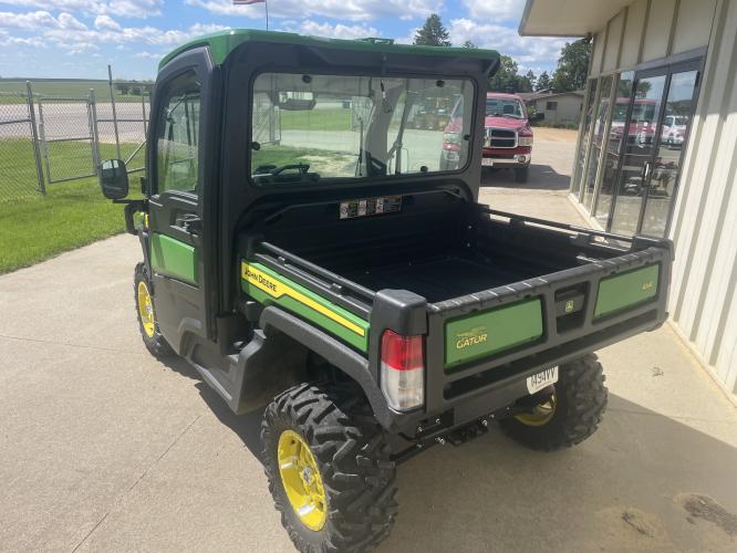 John Deere XUV835R Premium Cab