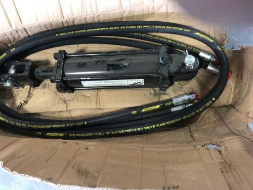  Frontier new 5TMC6300083 new angle cylinder kit
