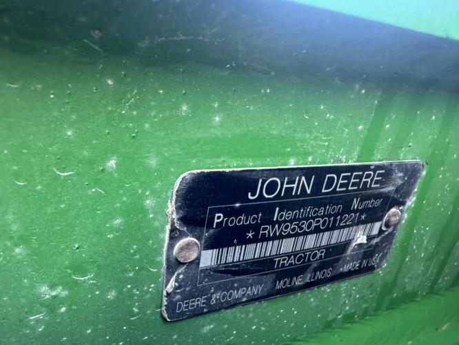 John Deere 9530