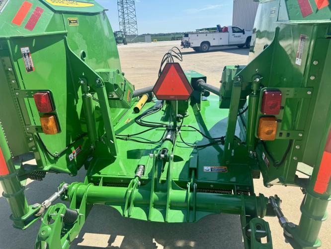 John Deere M15