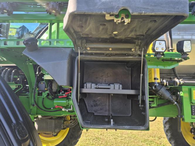 John Deere 612R