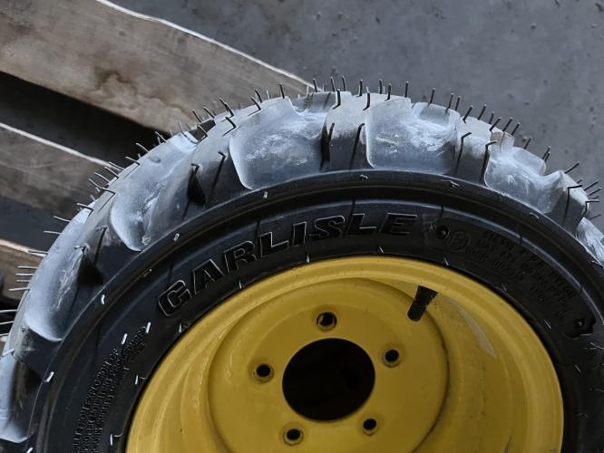 John Deere 26x12-12