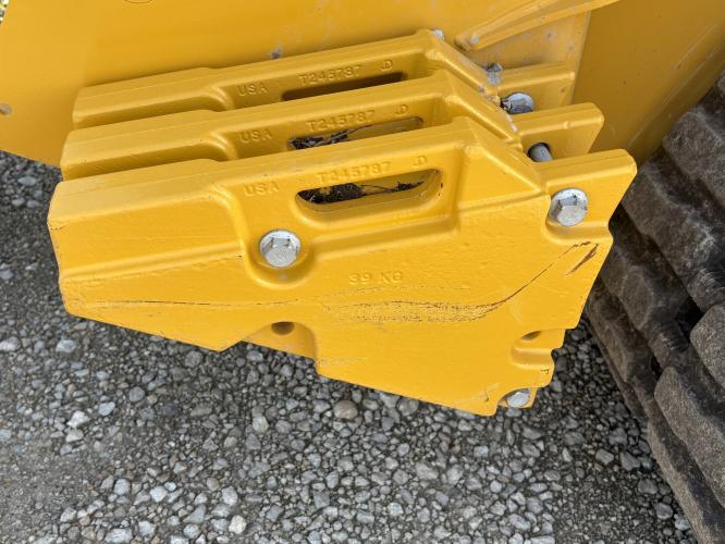 John Deere 333 P