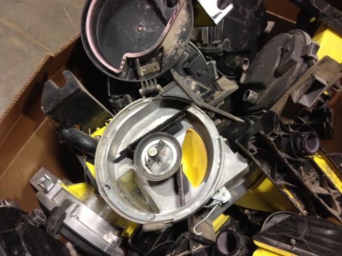 John Deere CCS MINI VAC HOPPER/METER