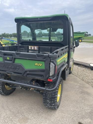 John Deere XUV 845R Premium Cab