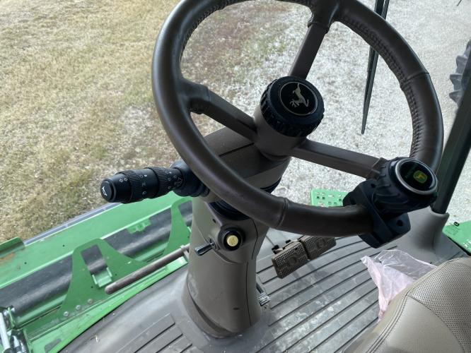 John Deere S780