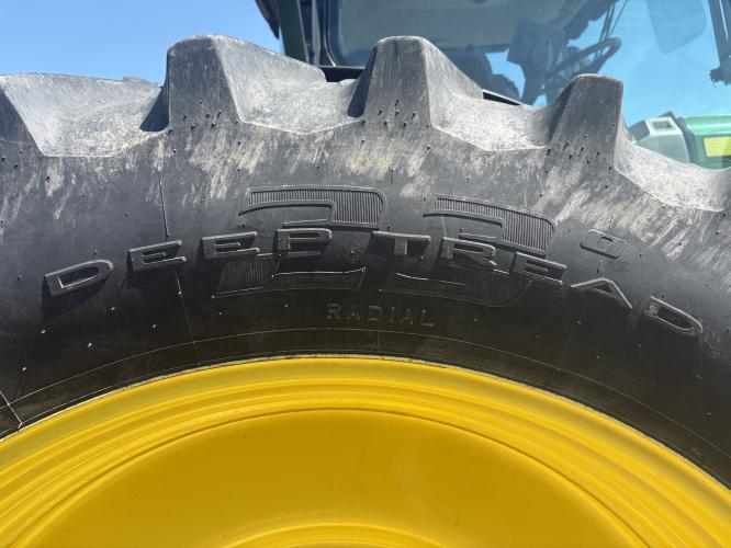 John Deere 8285R
