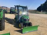John Deere X758