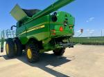 John Deere S770