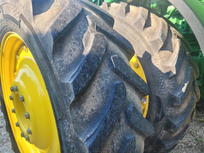 John Deere 8360R
