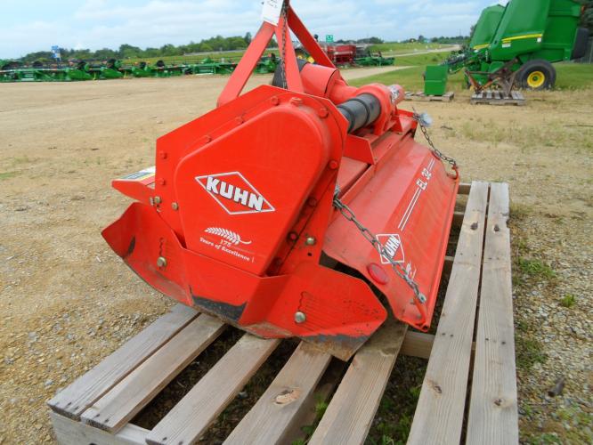 Kuhn EL 32