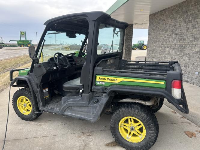 John Deere XUV 835M