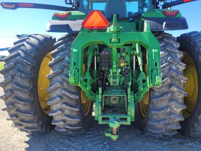 John Deere 8R 410