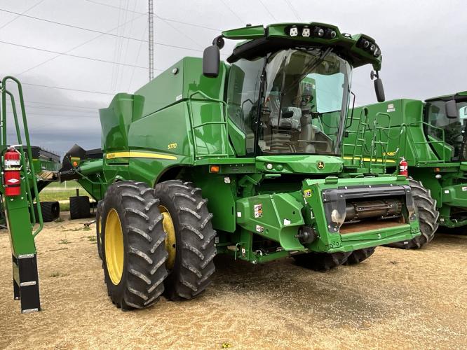 John Deere S770