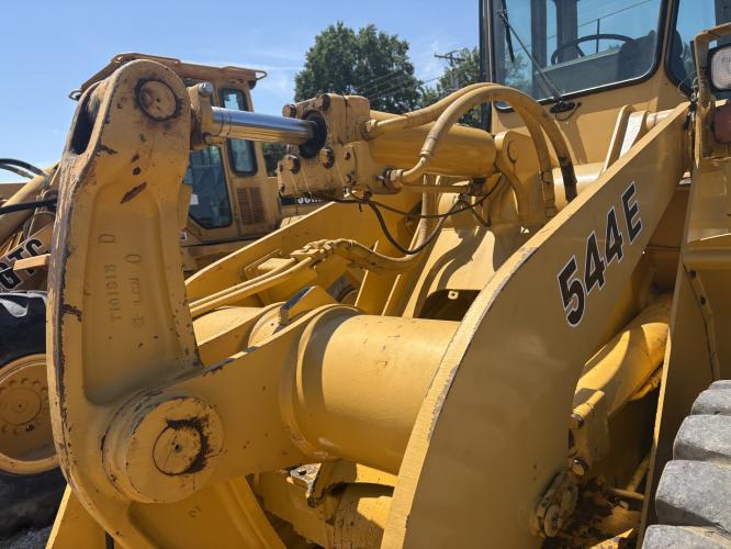 John Deere 544E