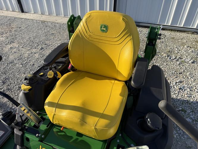 John Deere Z720E