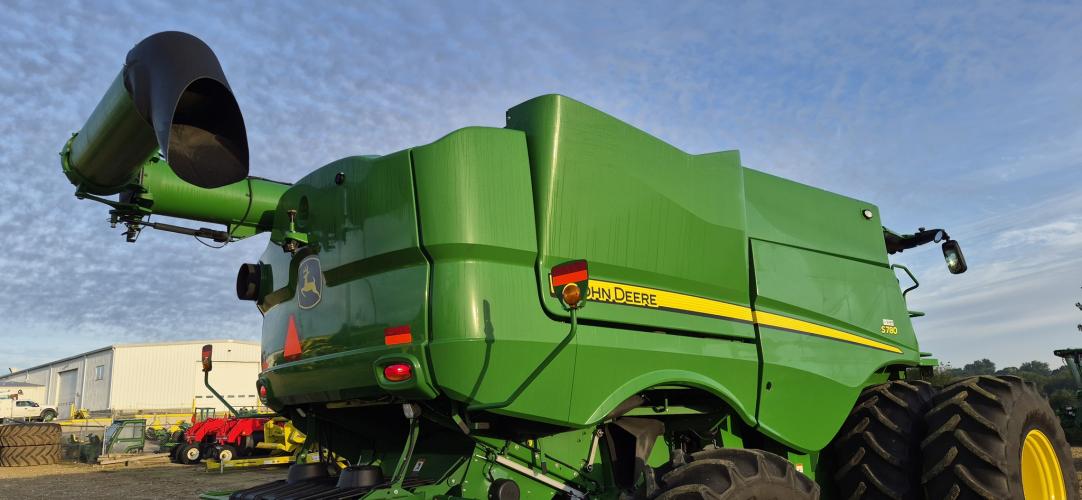 John Deere S780