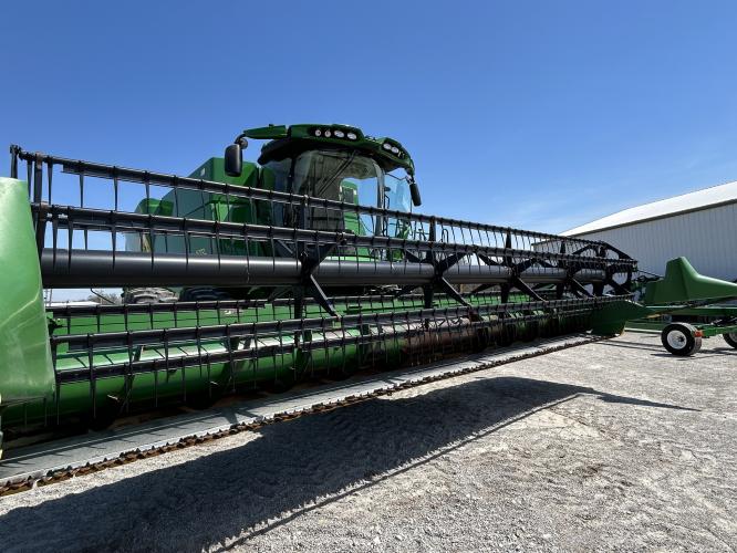 John Deere 625F