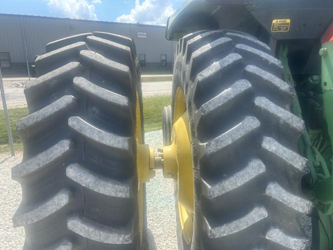 John Deere 4650