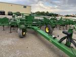 John Deere 2210
