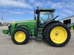 John Deere 8320R