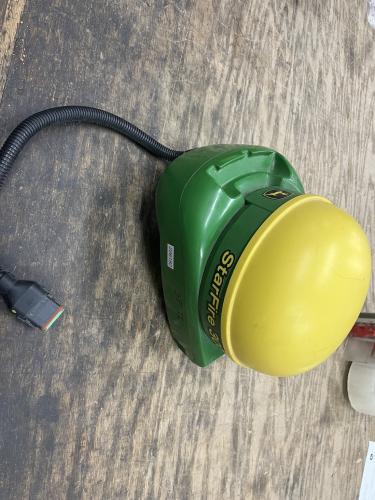 John Deere 3000