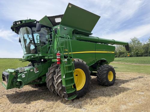 2023 John Deere S780