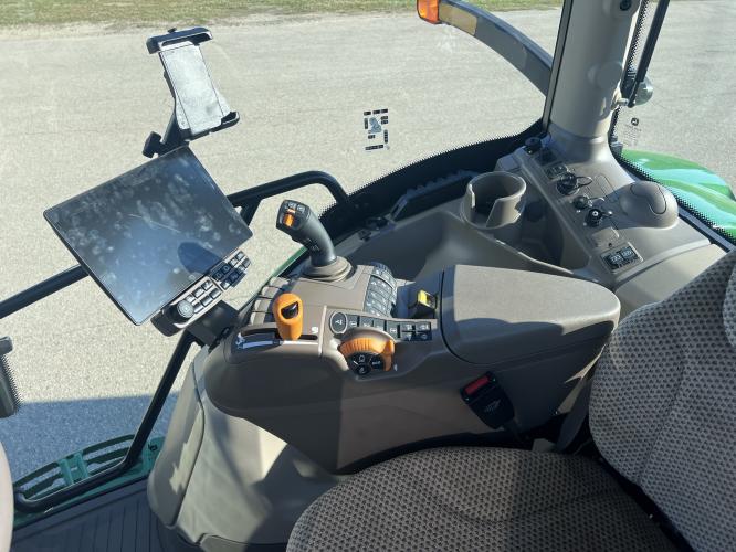 John Deere 6R 155