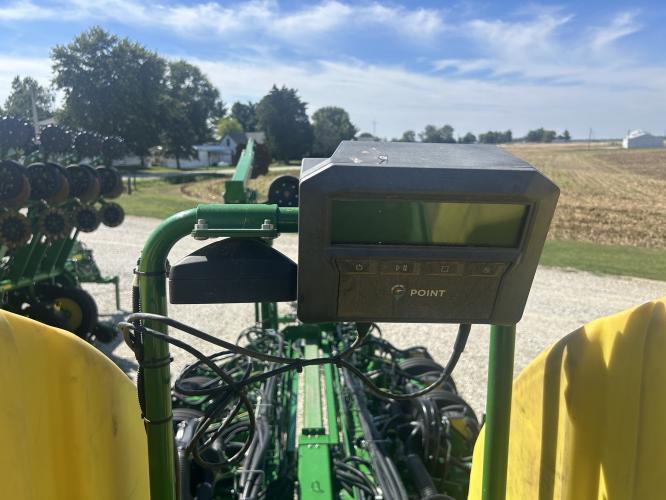 John Deere 1775NT