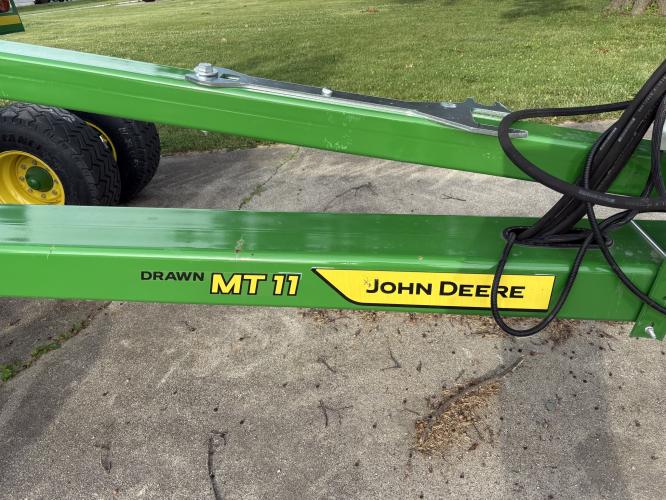 John Deere MT11