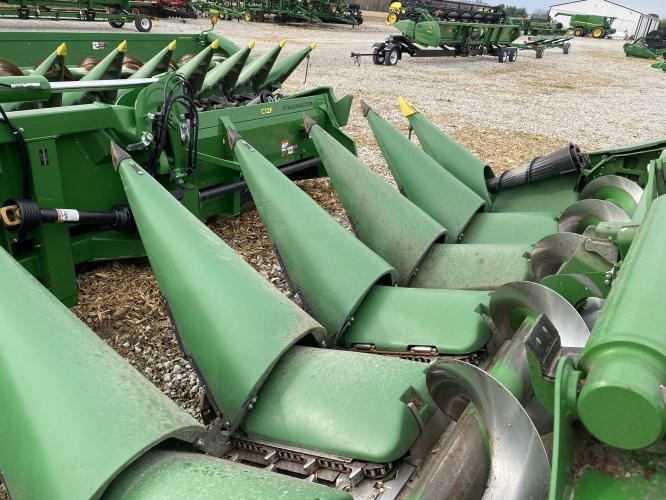 John Deere C12F StalkMaster