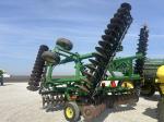John Deere 637