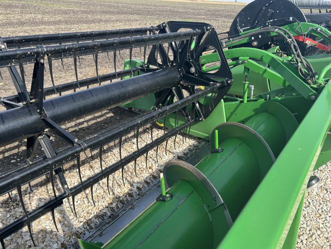 John Deere 625F