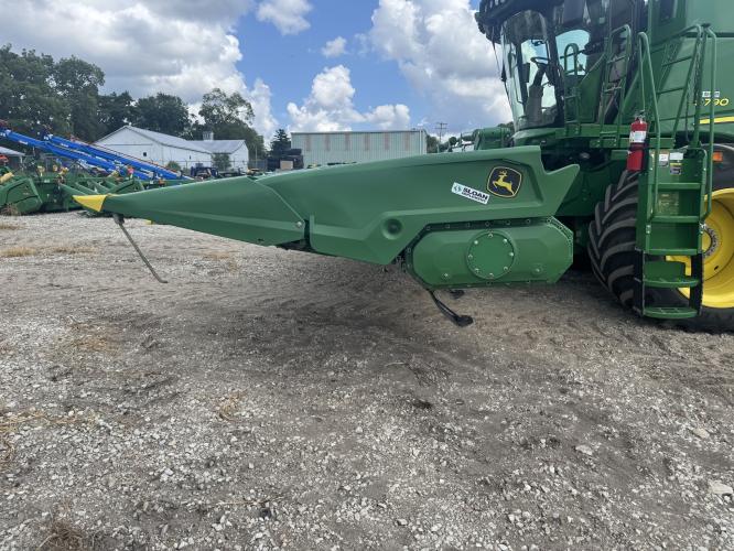 John Deere C12F