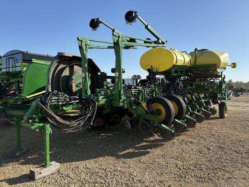 2024 John Deere 1775NT