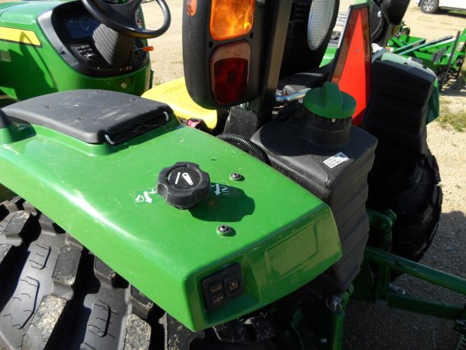 John Deere 4066R