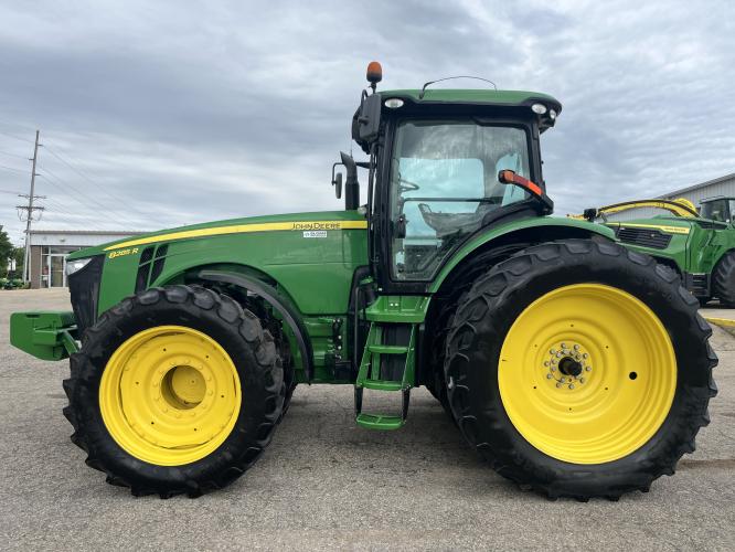 John Deere 8285R