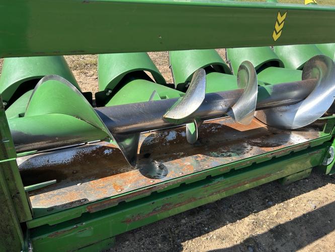 John Deere C8R