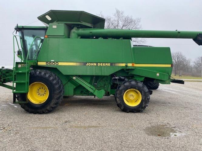 John Deere 9600