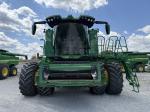 John Deere X9 1100